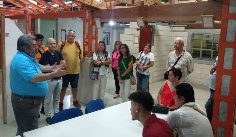 Alumnos de edificación de Terradillos viajan a Madrid y Segovia