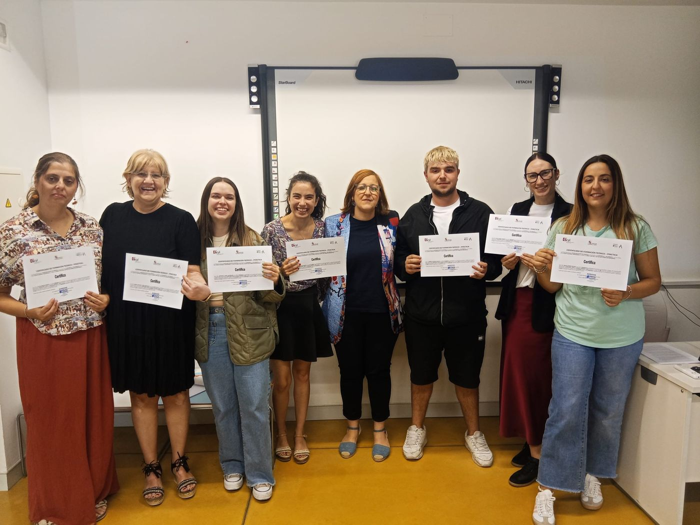 Certificado de atención sociosanitaria en Salamanca para 30