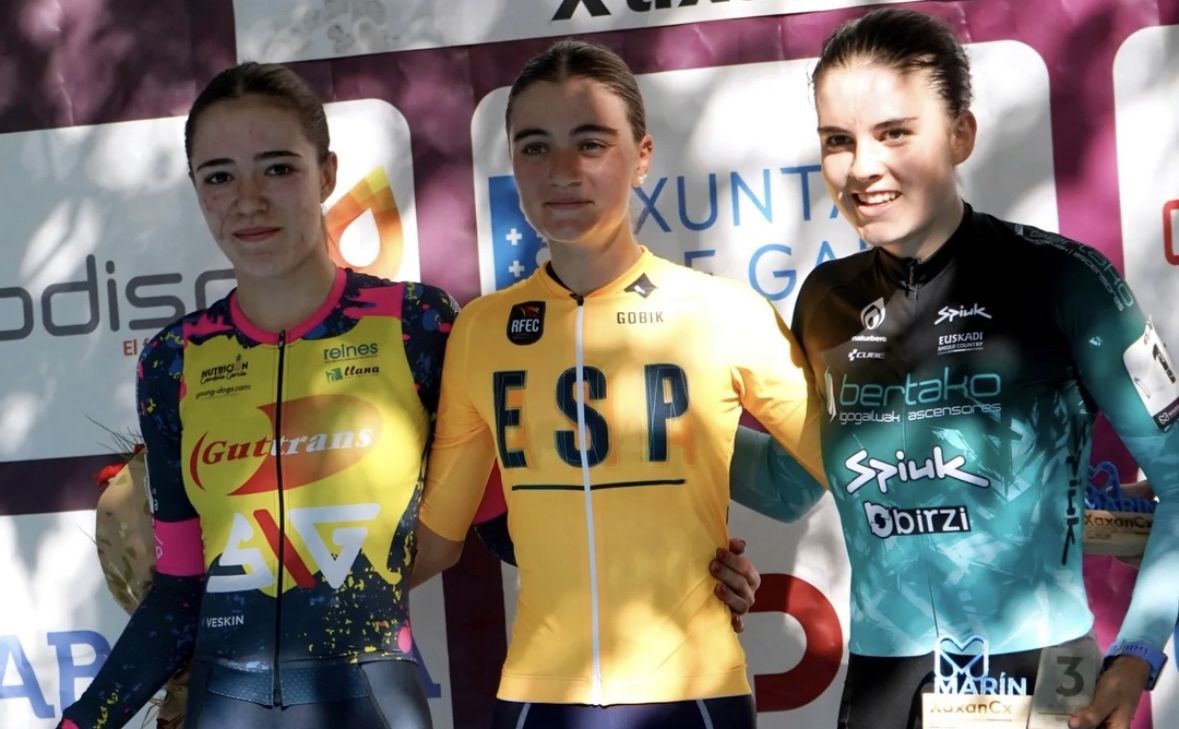 Carla Bañuls (Mirat Team) gana en Pontevedra y es líder de la Copa de España de Ciclocross