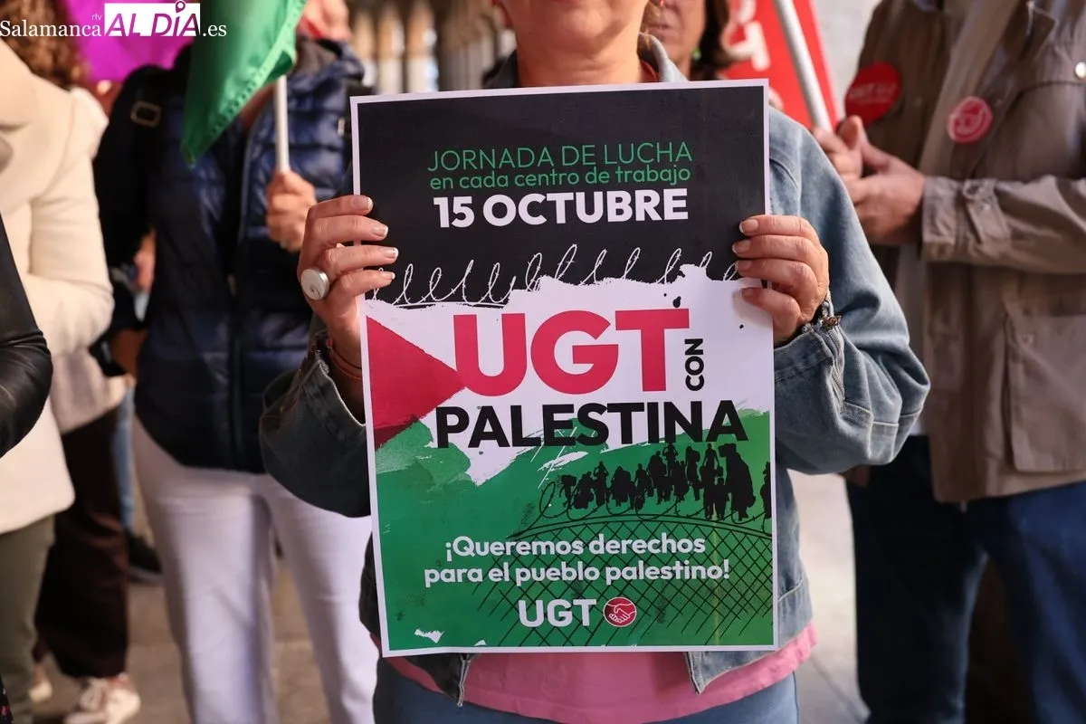 Movilización de UGT Salamanca que pide que la justicia internacional actúe por el genocidio en Gaza. Foto de David Sañudo