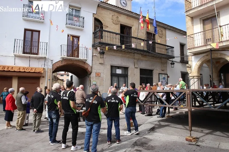 Foto 7 - De la misa charra a la m&uacute;sica de DJ en el d&iacute;a grande de los mayores
