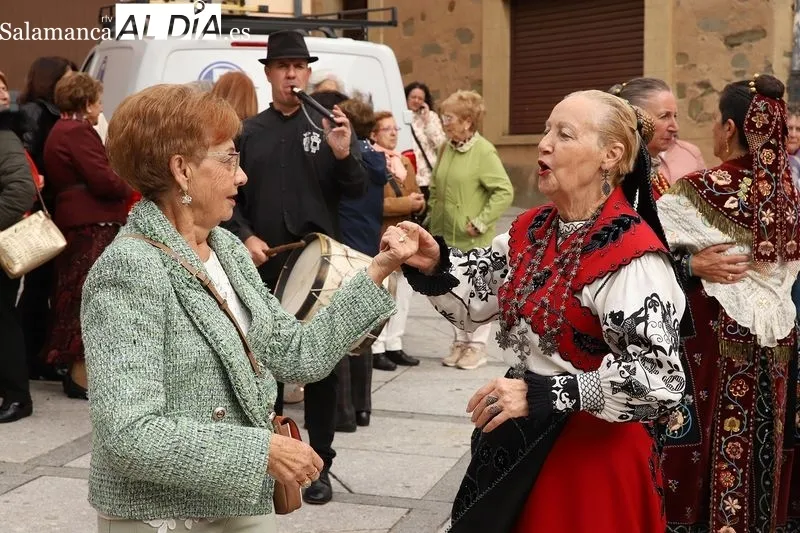 Foto 13 - Alba de Tormes celebra el D&iacute;a de la Mujer y el Deporte