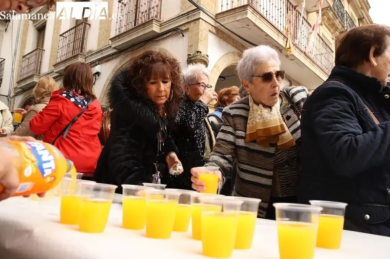 Foto 7 - Alba de Tormes celebra el D&iacute;a de la Mujer y el Deporte