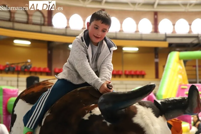 Foto 18 - La diversi&oacute;n infantil se desborda en Alba de Tormes 