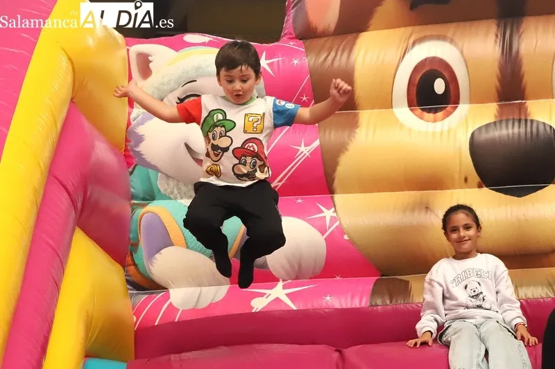 Foto 13 - La diversi&oacute;n infantil se desborda en Alba de Tormes 