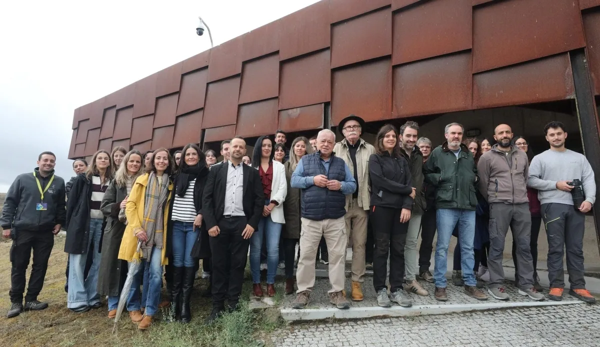 Foto 4 - Siega Verde recibe a una expedici&oacute;n de la Fundaci&oacute;n Atapuerca para intercambiar experiencias