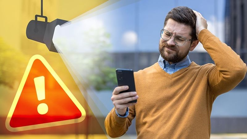 Estafas en el contrato de la luz: la OCU alerta de engaños