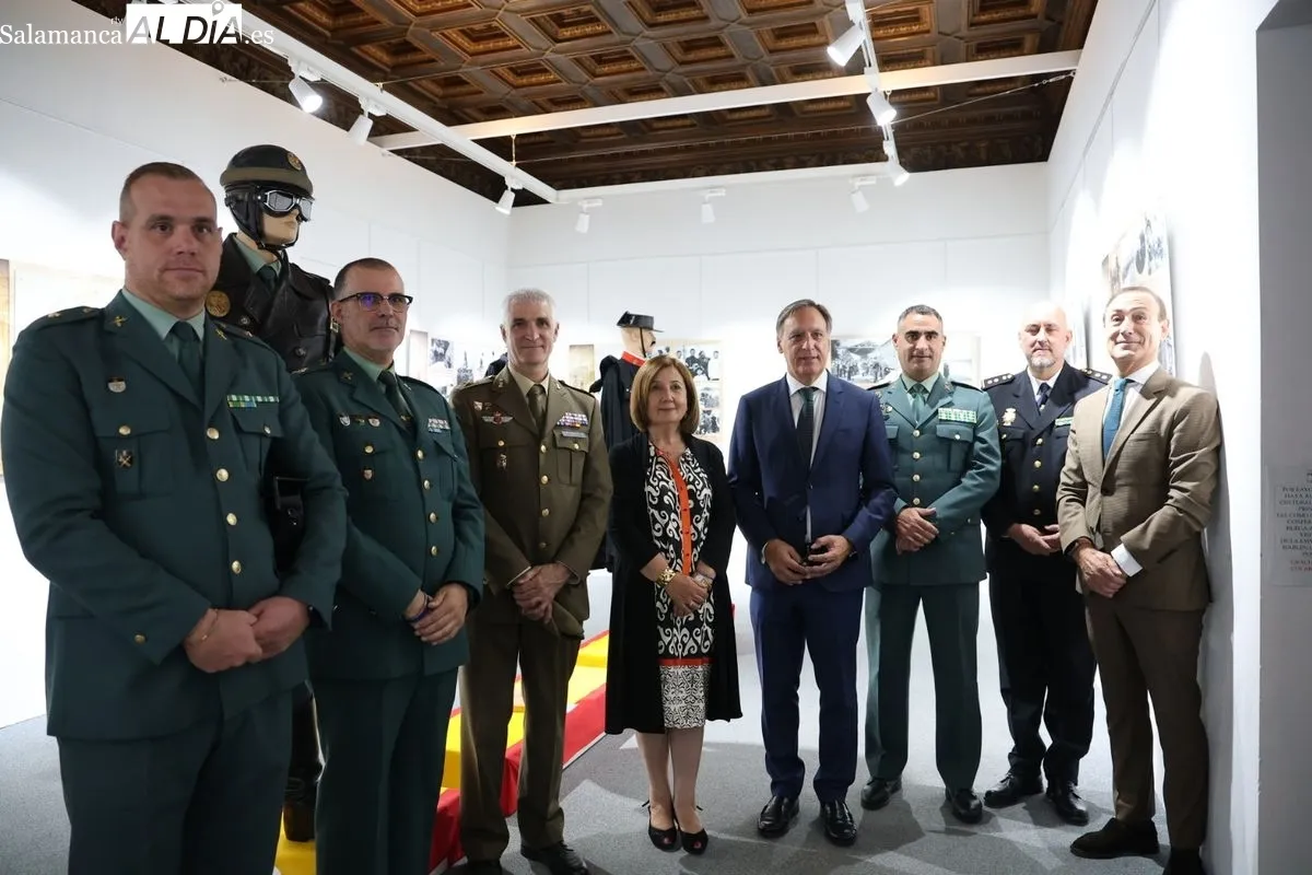 Exposición fotográfica de la Guardia Civil en el Casino de Salamanca. Foto de David Sañudo
