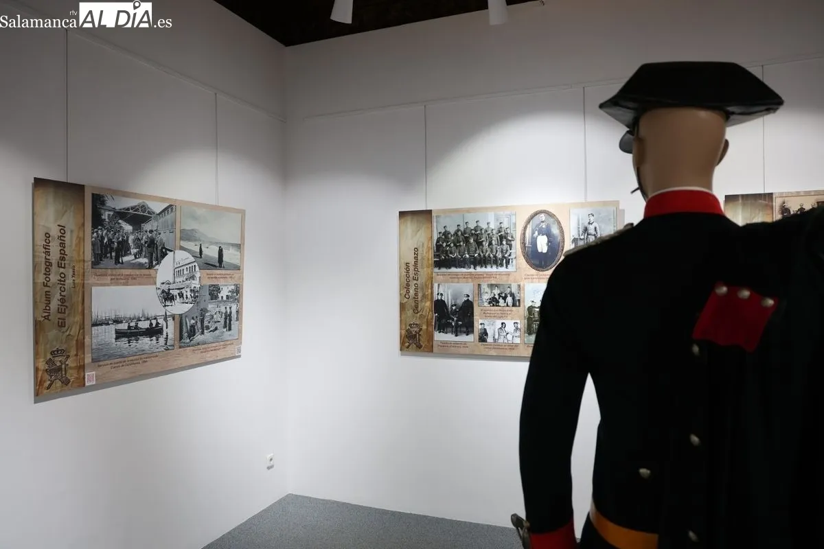Exposición fotográfica de la Guardia Civil en el Casino de Salamanca. Foto de David Sañudo