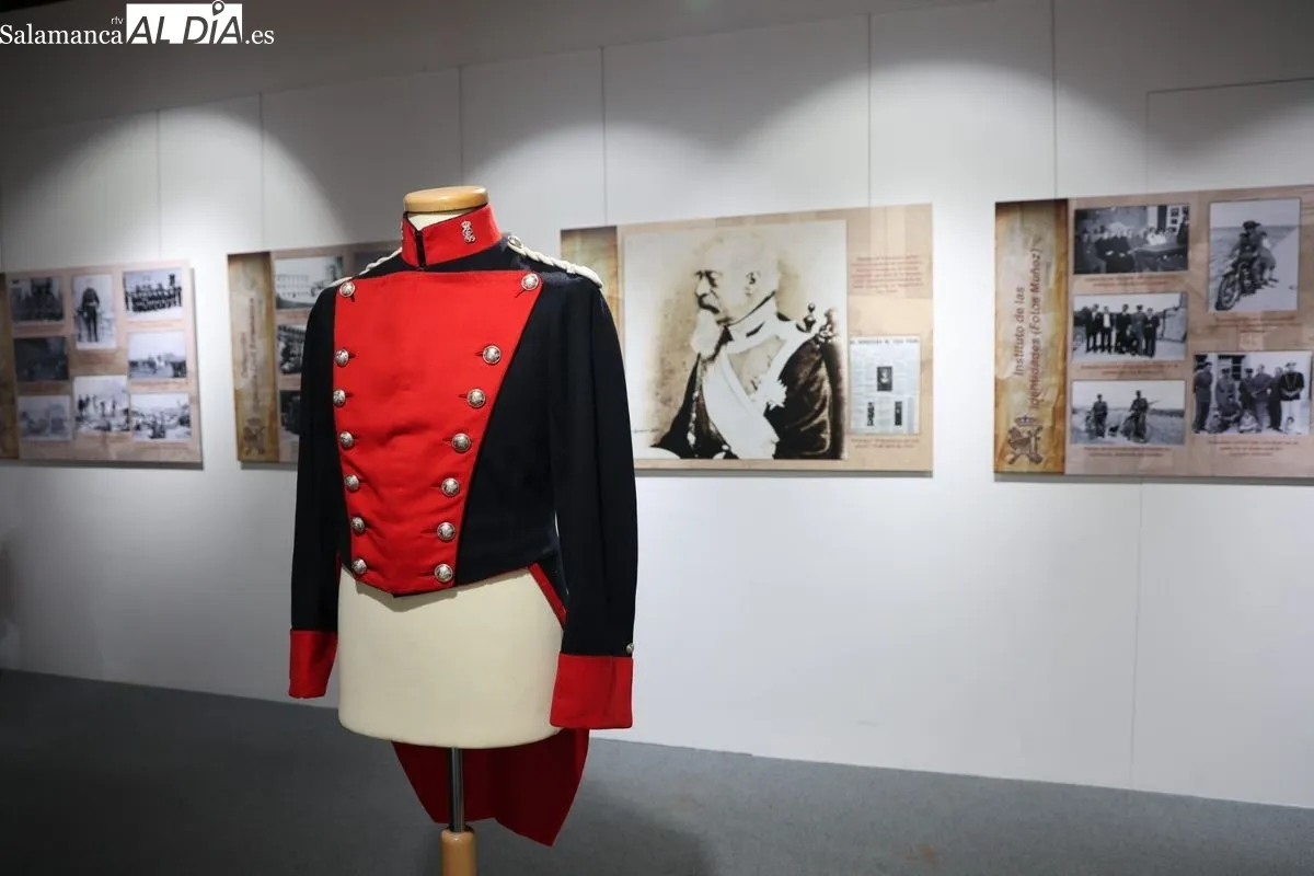 Exposición fotográfica de la Guardia Civil en el Casino de Salamanca. Foto de David Sañudo