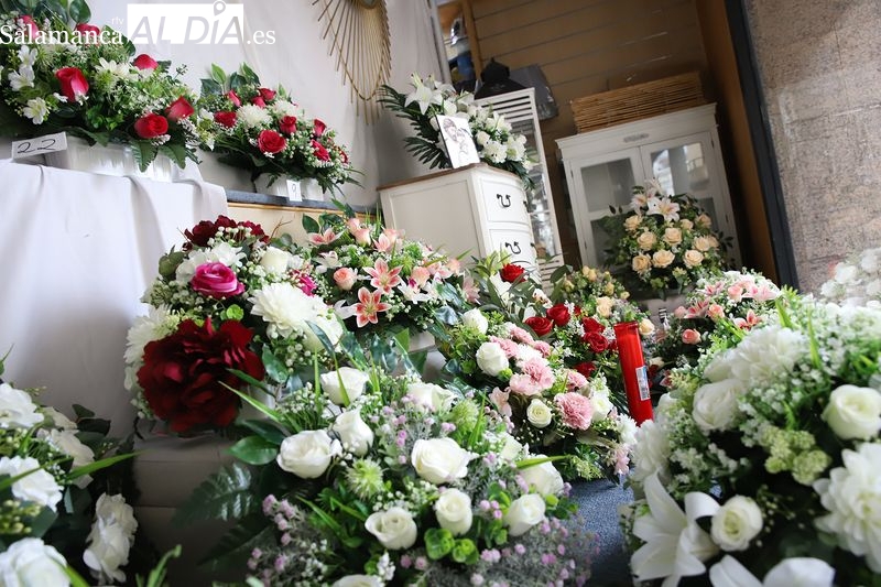 Regalos Cosas: flores a medida para honrar la memoria en Todos los Santos