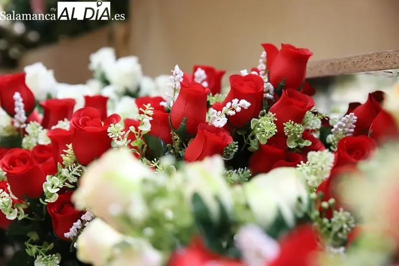 Foto 5 - Regalos Cosas: flores a medida para honrar la memoria en Todos los Santos