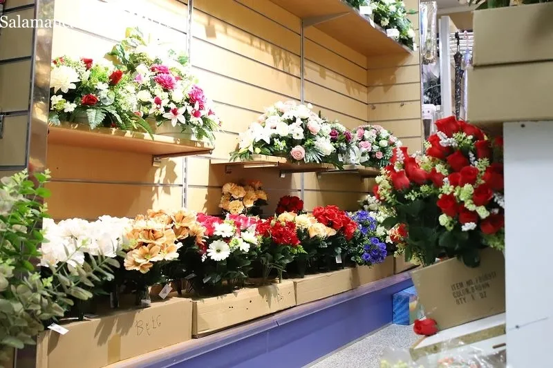 Foto 3 - Regalos Cosas: flores a medida para honrar la memoria en Todos los Santos