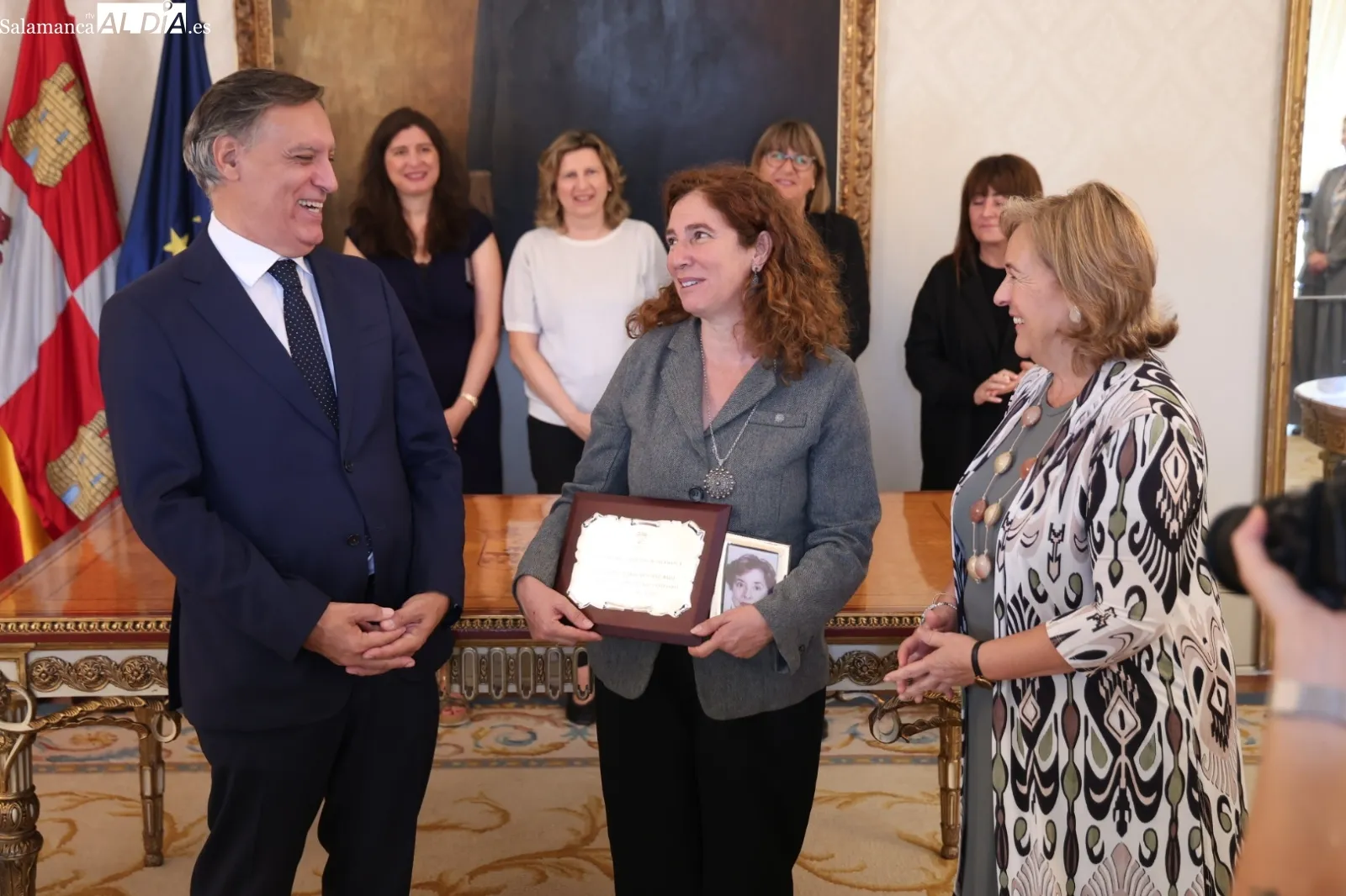 Homenaje mujeres centenarias en el Ayuntamiento de Salamanca | Fotos: David Sañudo