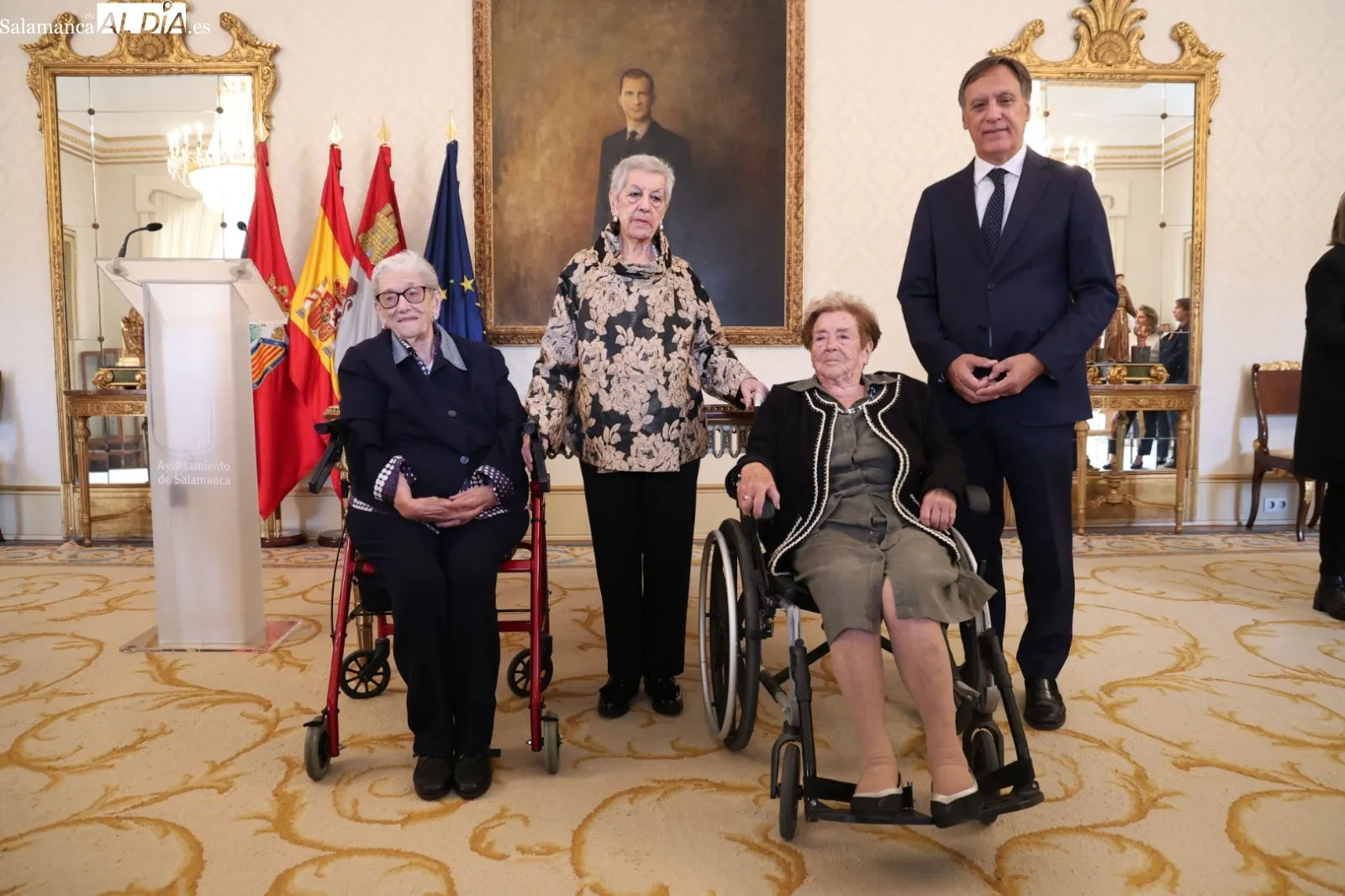 Homenaje mujeres centenarias en el Ayuntamiento de Salamanca | Fotos: David Sañudo