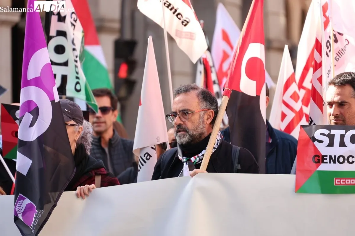 Manifestación de CCOO en la Gran Vía de Salamanca, ante la Subdelegación del Gobierno. Foto de David Sañudo