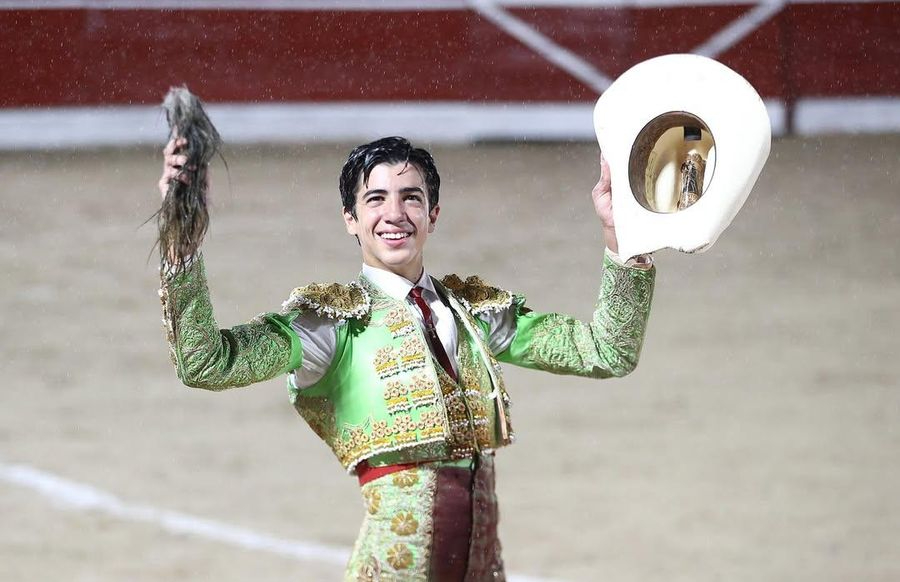 Marco Pérez: indulto y triunfo histórico en Mérida, México