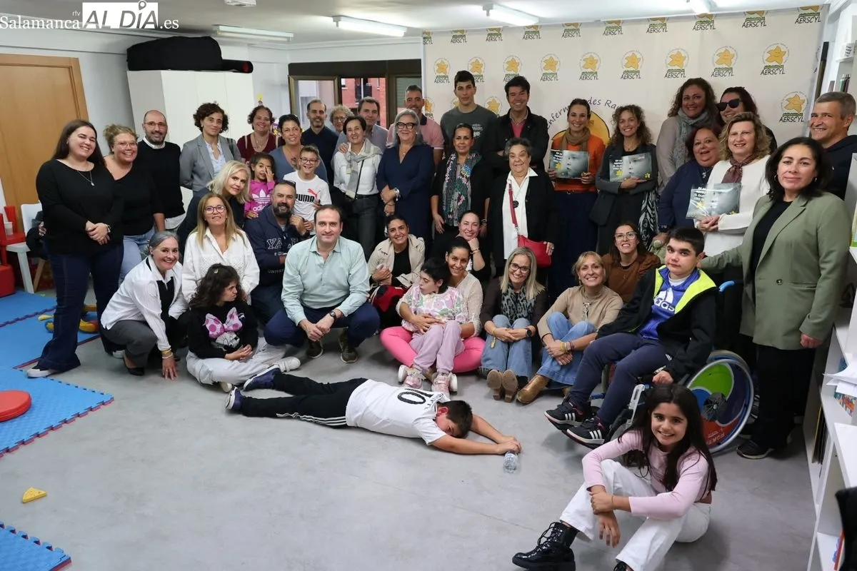 Presentacióndel nuevo calendario solidario de AERSCYL en Salamanca | FOTOS: David Sañudo 