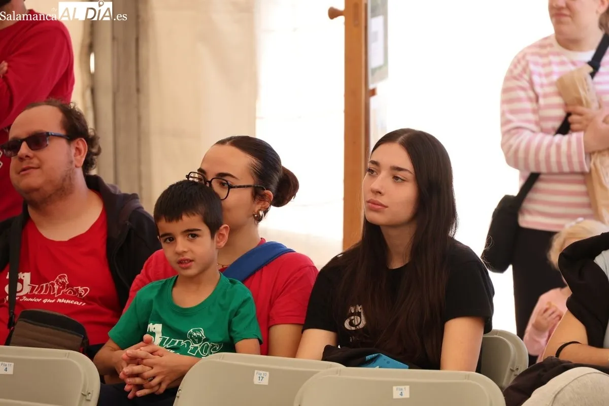 Pizarrales, el Carmen y Barrio Blanco celebran su Feria anual de las Asociaciones | FOTOS: David Sañudo 