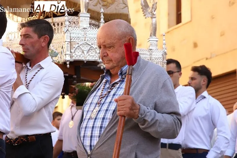 Foto 8 - Santa Teresa abandona la clausura para iniciar ocho d&iacute;as de fiesta y devoci&oacute;n en Alba de Tormes