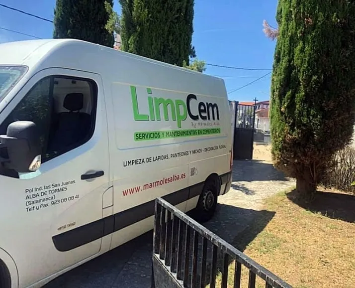 LIMPCEM: Limpieza profesional de panteones y nichos | Imagen 2
