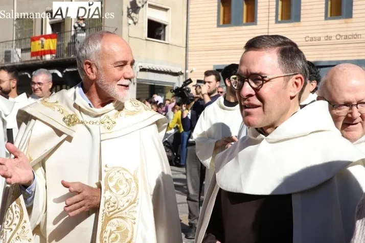 Santa Teresa abandona la clausura para iniciar ocho días de fiesta y devoción en Alba de Tormes | Imagen 1