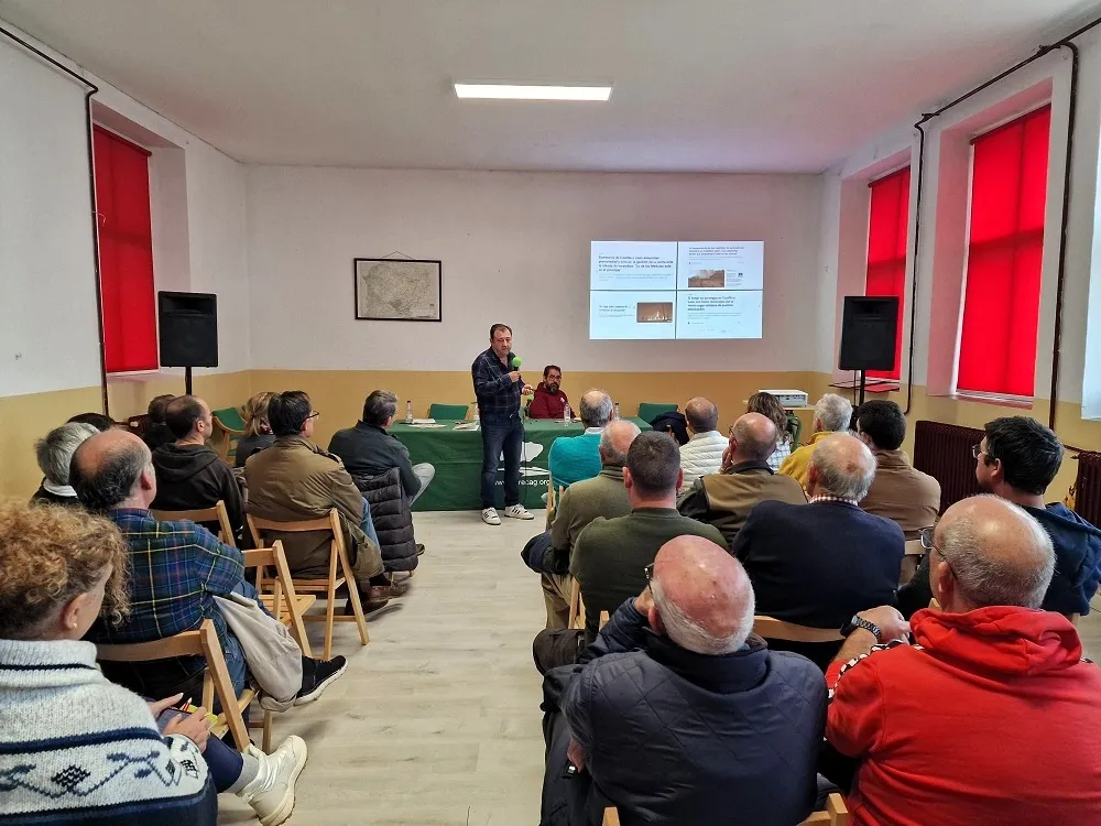  Expertos analizan en San Pedro de Rozados los retos para la gestión sostenible de la dehesa