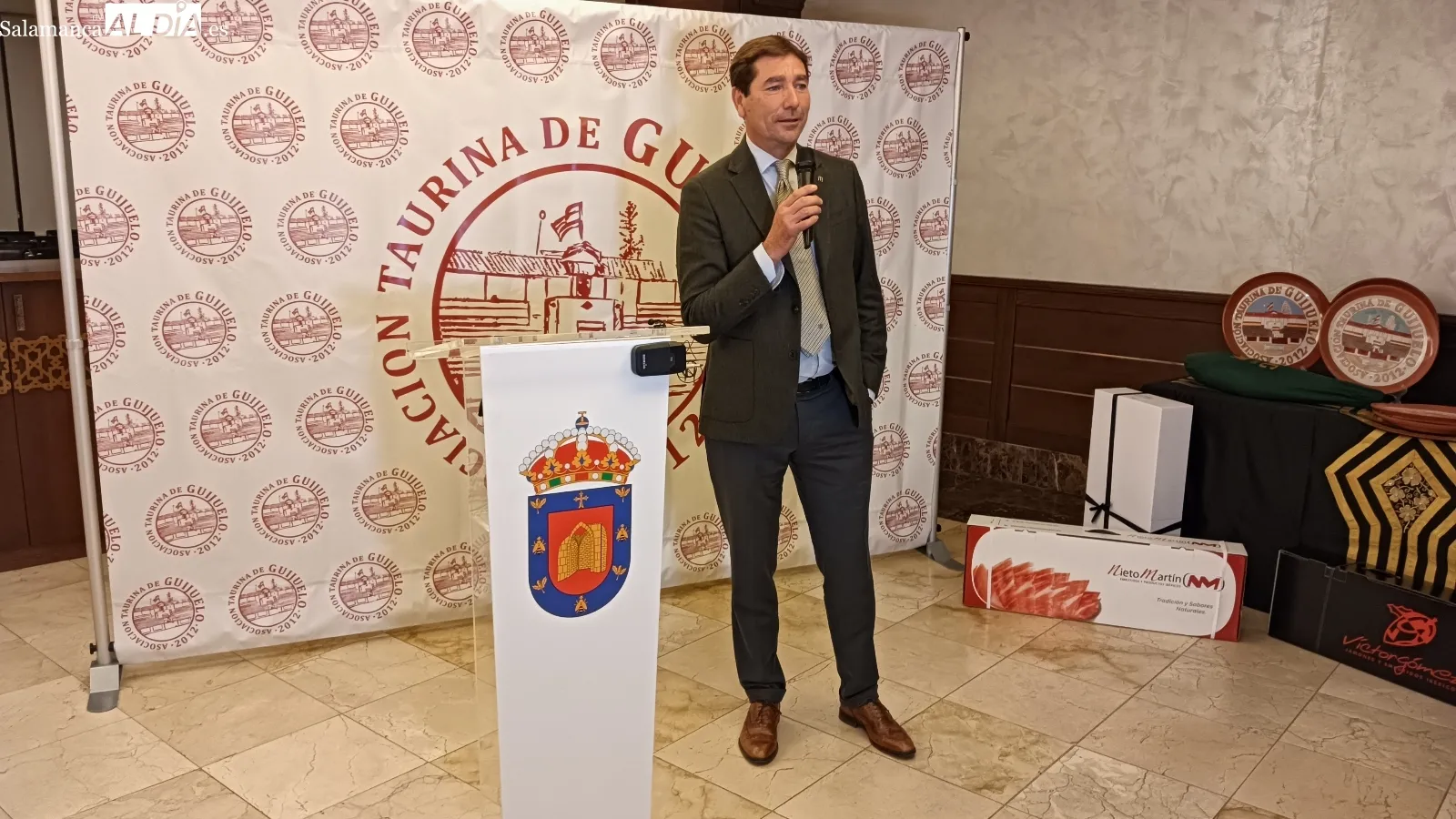 Guijuelo premia a los triunfadores de su feria taurina en una emotiva velada | FOTOS: Toni Sánchez