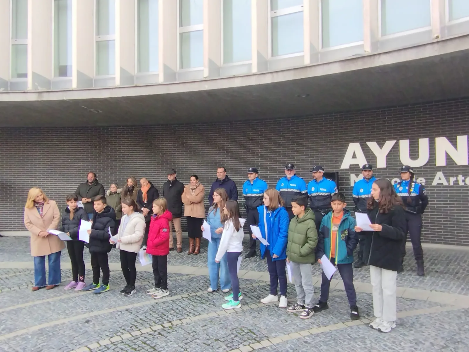 Los escolares de Santa Marta alzan la voz contra la violencia de género en el manifiesto del 25N