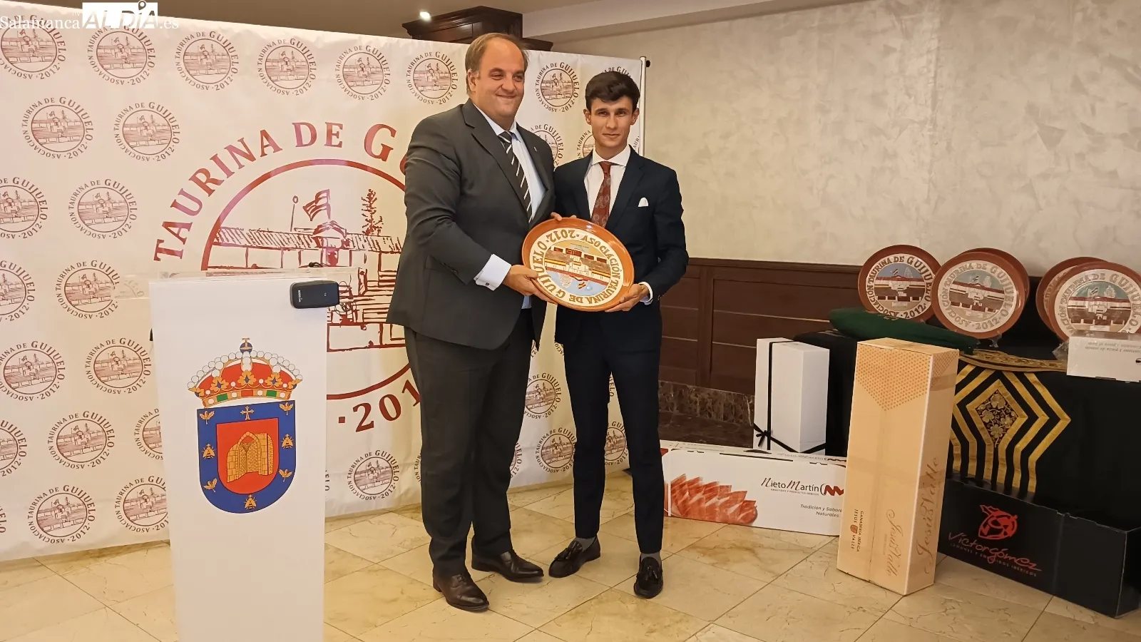 Guijuelo premia a los triunfadores de su feria taurina en una emotiva velada | FOTOS: Toni Sánchez