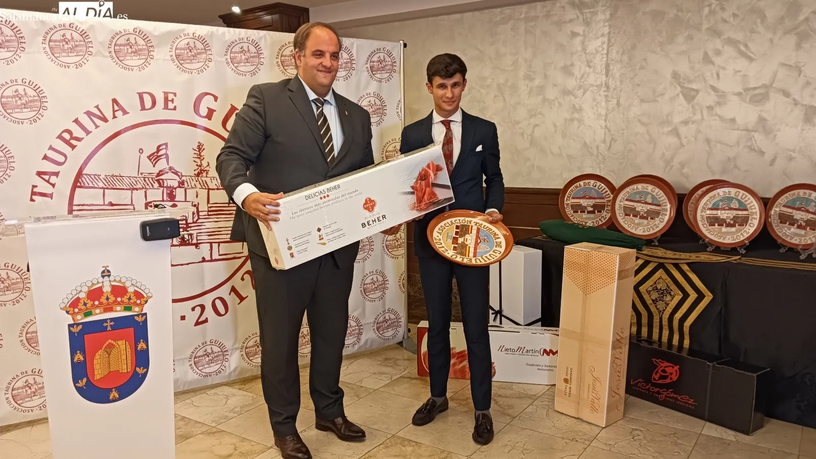 Guijuelo premia a los triunfadores de su feria taurina en una emotiva velada | FOTOS: Toni Sánchez