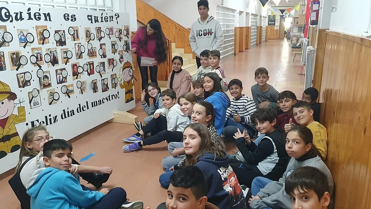 Actividades conjuntas entre alumnos, antiguas y futuras maestras del Centro