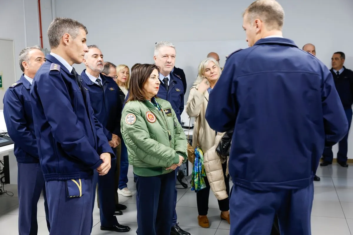 La ministra de Defensa visita Matacán, que duplica su alumnado y se afianza como referente 