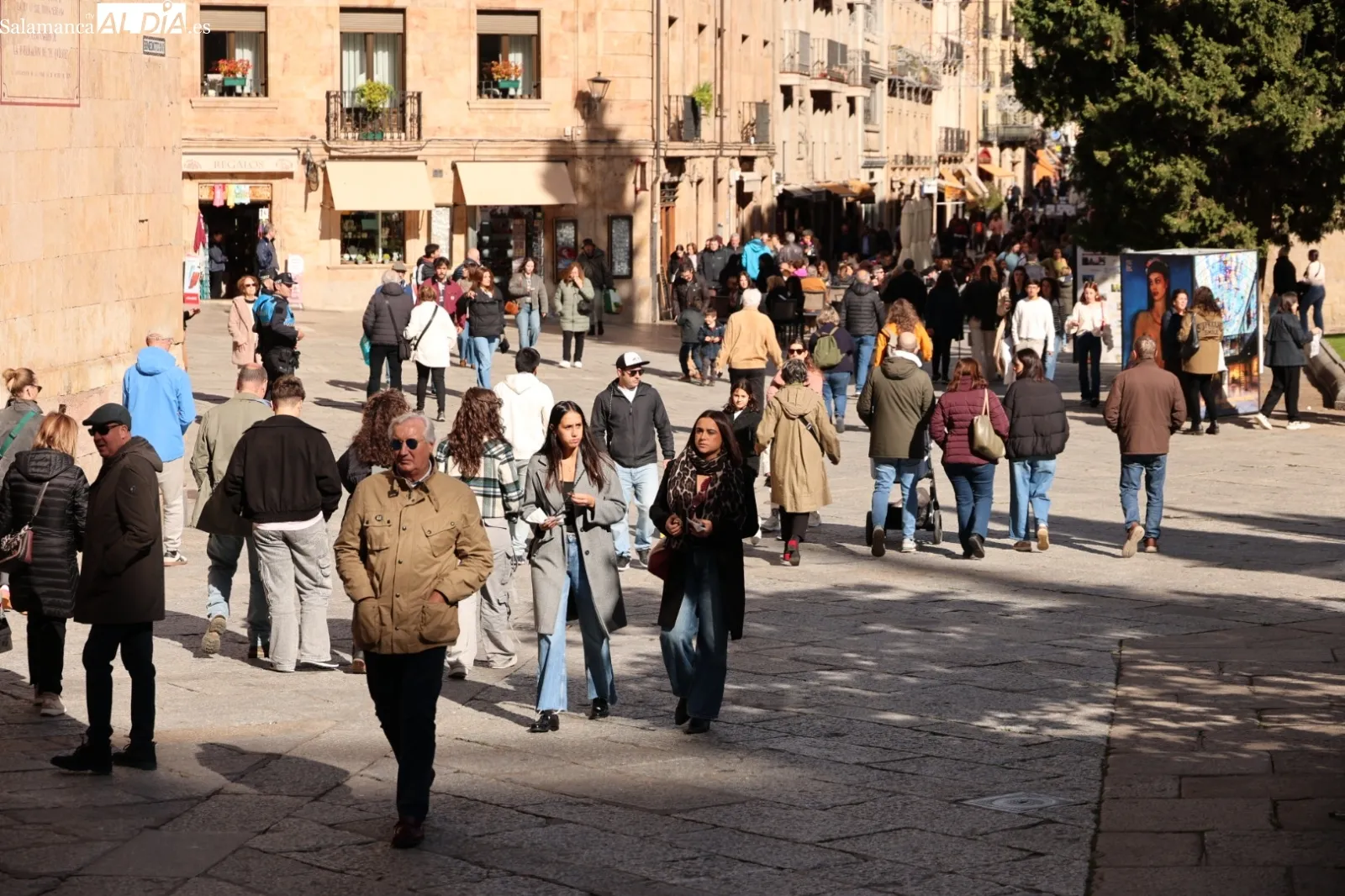 Ambiente el domingo en el centro de Salamanca | Fotos: David Sañudo