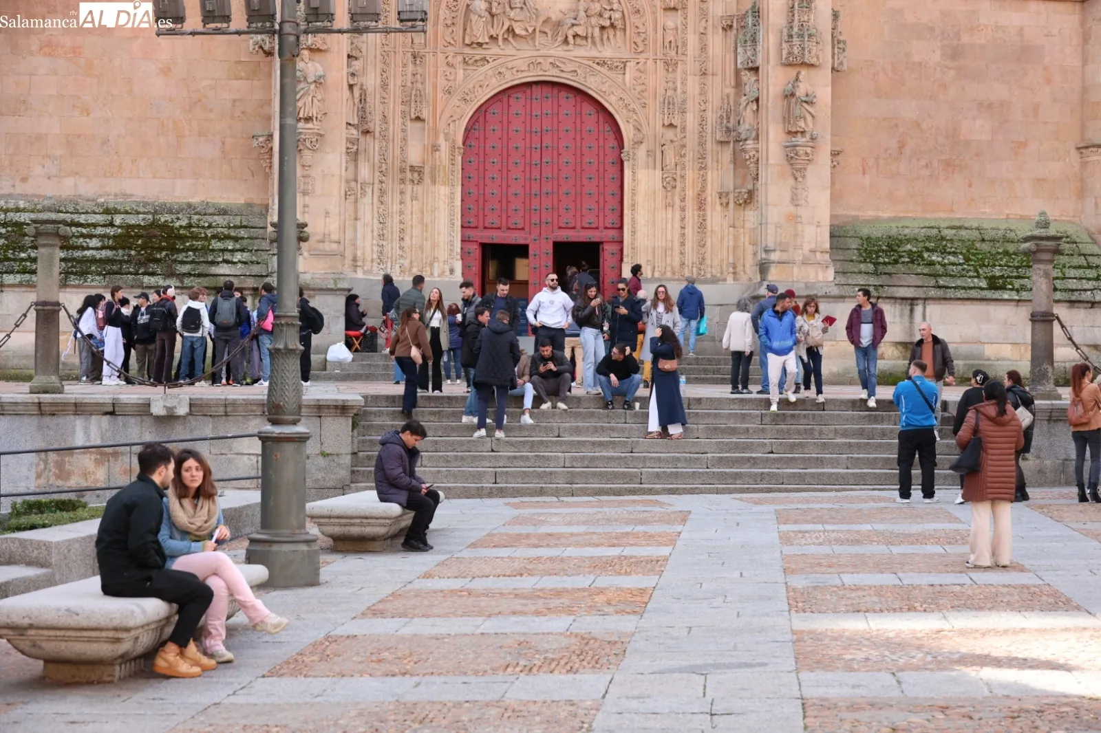 Ambiente el domingo en el centro de Salamanca | Fotos: David Sañudo