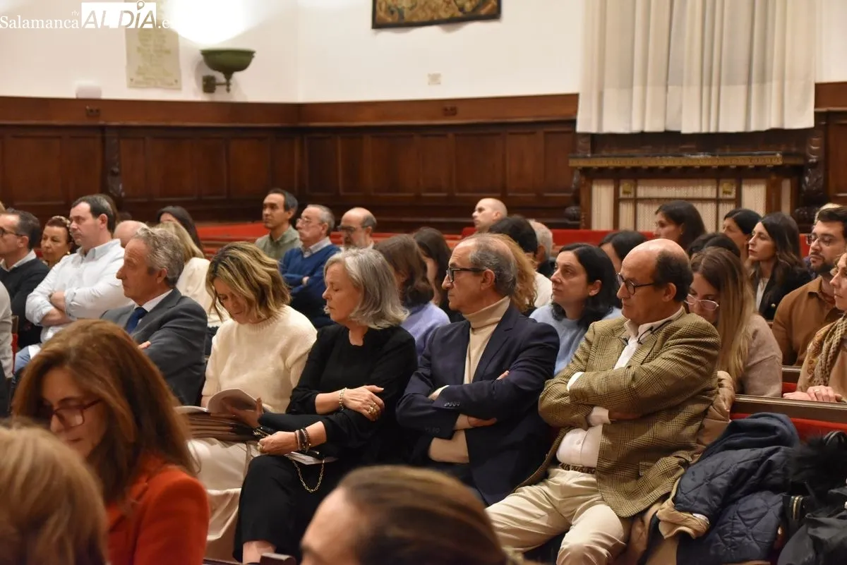 Ceremonia de ingreso de Alberto Orfao en la Real Academia de Medicina de Salamanca. Fotos: Vanesa Martins