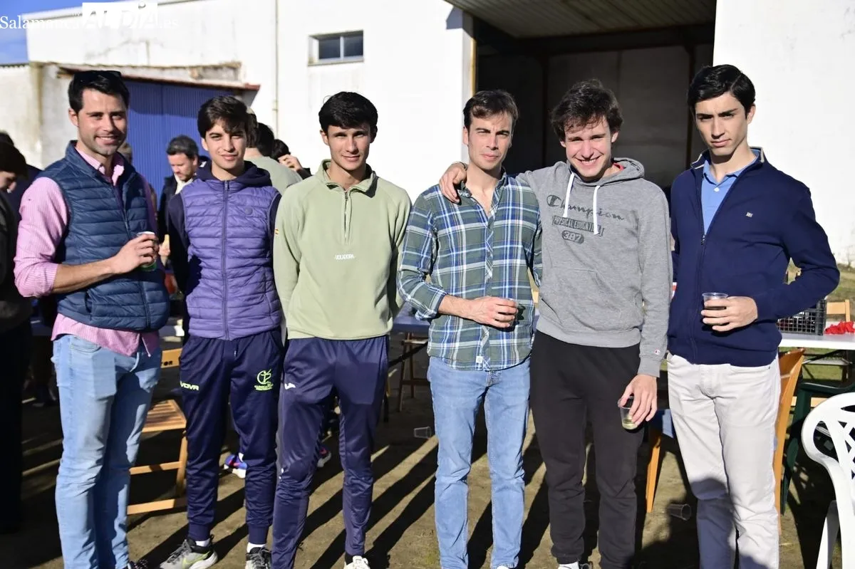 Comida de hermandad entre los profesionales taurinos