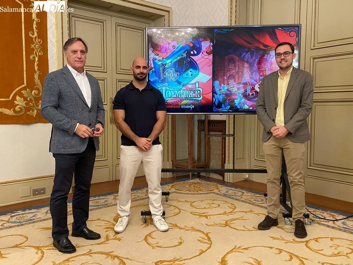 Presentación en el Ayuntamiento 'Toymaker: Threads of Joy', el videojuego que recrea la Salamanca de 1911. Foto de Vanesa Martins