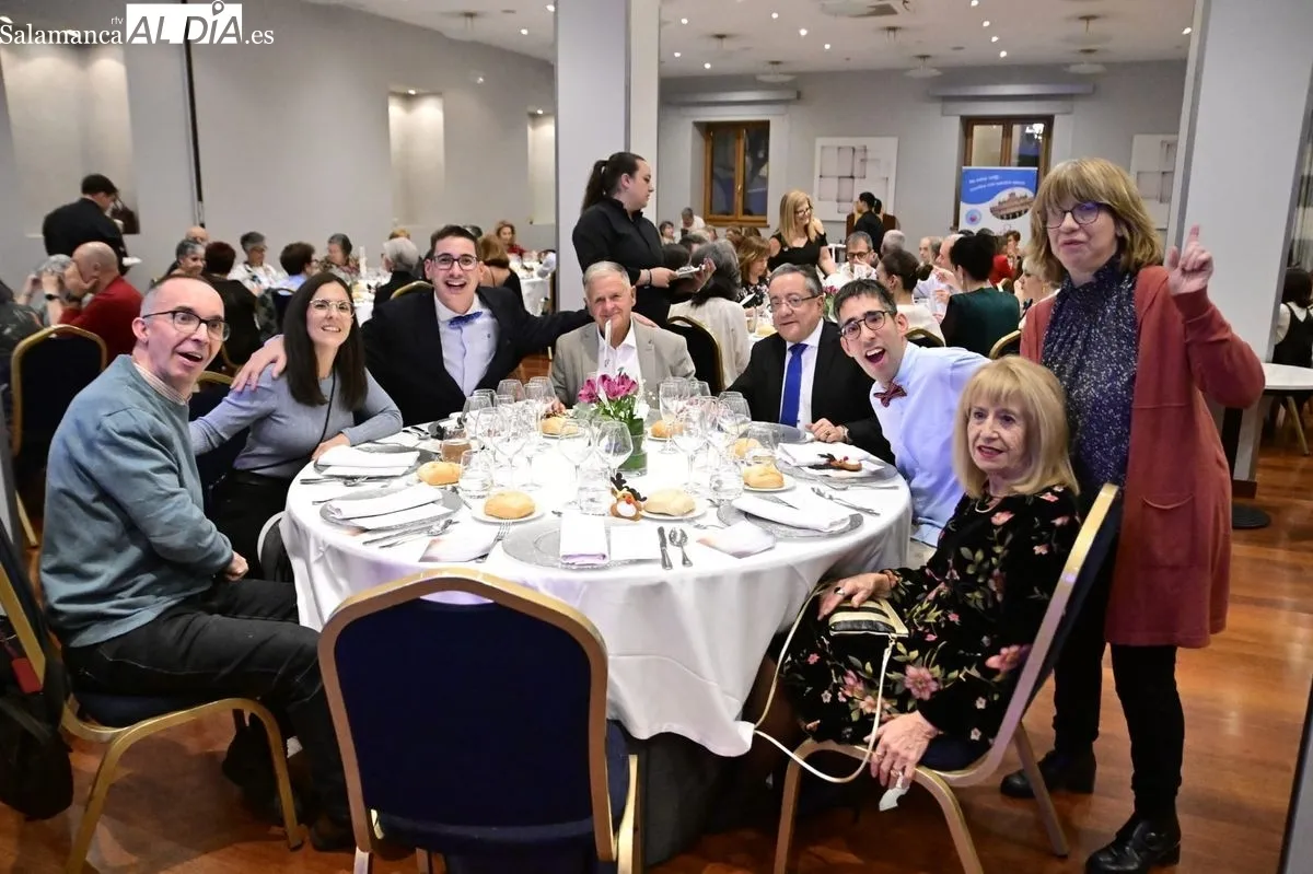 Cena solidaria de Afibrosal