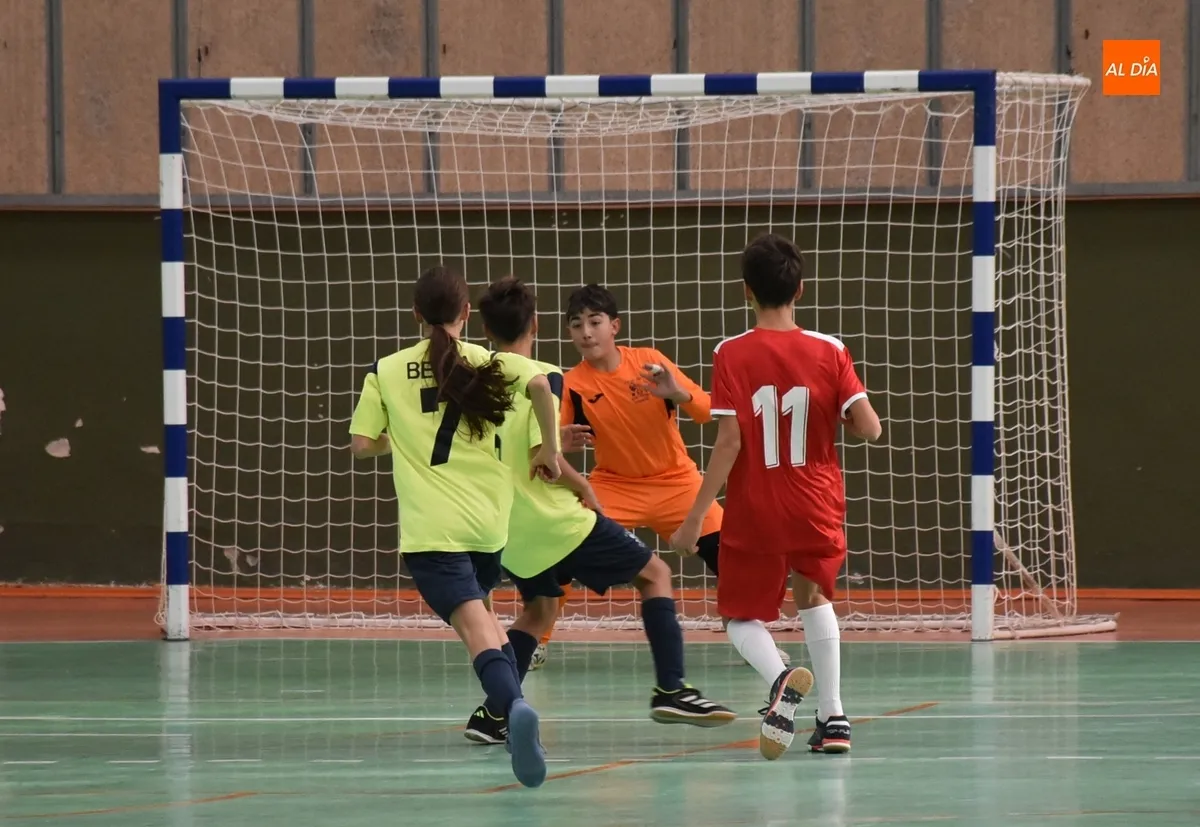 Foto 6 - #M (22-23 NOV) El III Infantil Escolar y el III Cadete Federado sufren m&aacute;s de lo previsto para ganar