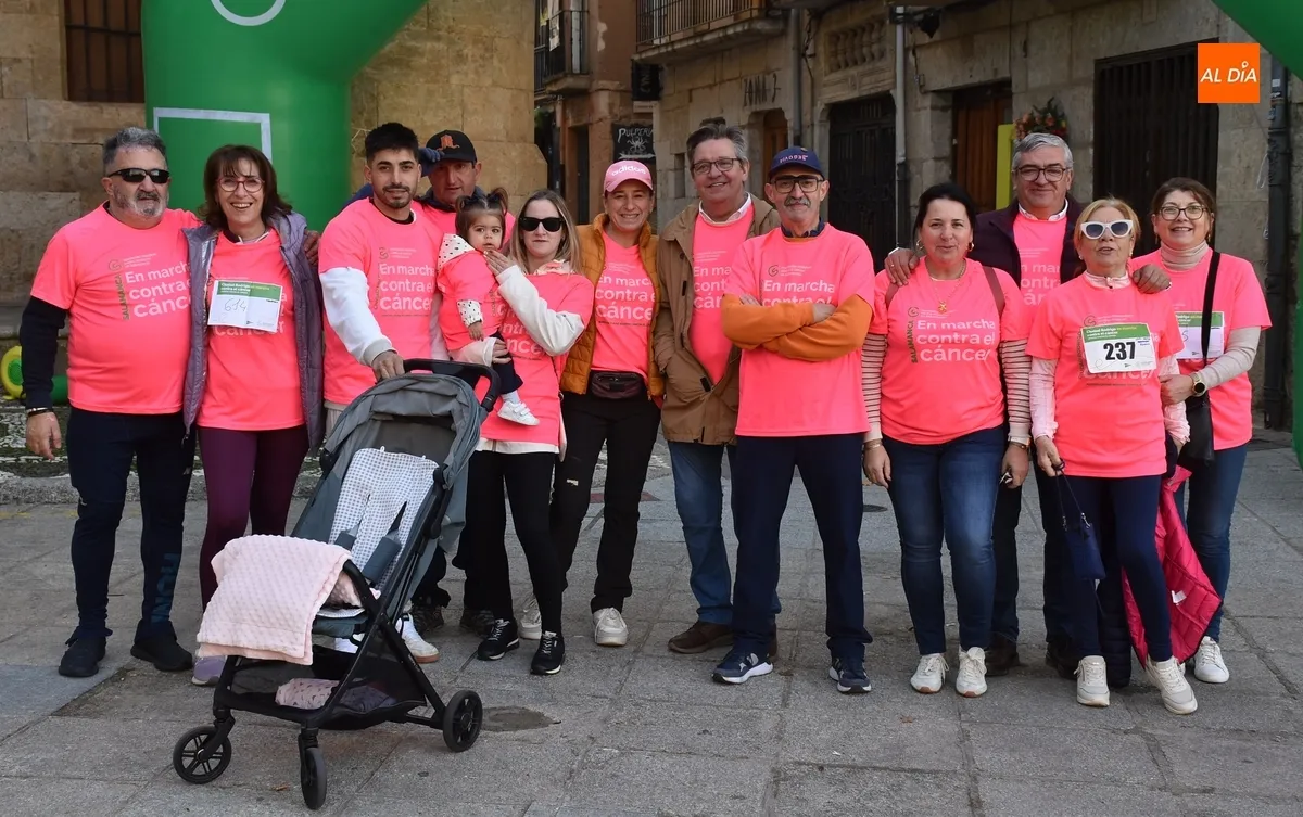 Foto 4 - La Marcha contra el C&aacute;ncer vuelve a crecer llegando hasta los 635 participantes
