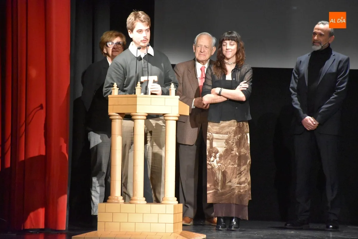 Foto 3 - &lsquo;Never Alone&rsquo; y &lsquo;Sara&rsquo;, principales triunfadores del 14&ordm; FICCI-ON