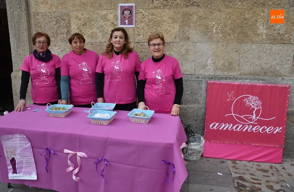 Foto 3 - La Ruta contra la Violencia hacia la Mujer marca con 582 participantes su 2&ordm; mejor registro hist&oacute;rico