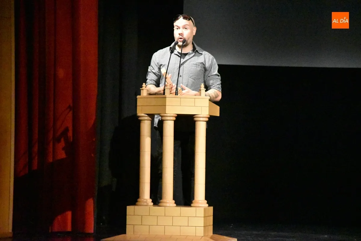 Foto 8 - &lsquo;Never Alone&rsquo; y &lsquo;Sara&rsquo;, principales triunfadores del 14&ordm; FICCI-ON