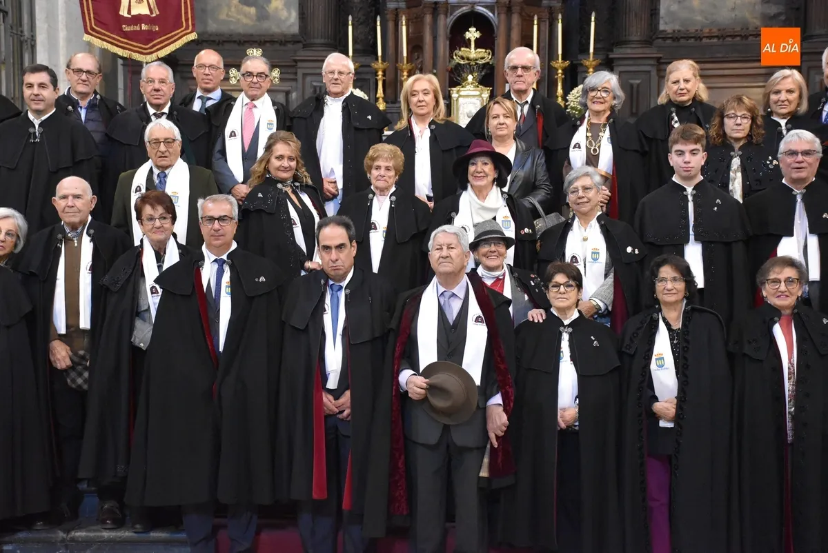Foto 3 - San Mart&iacute;n de Tours congrega a medio centenar de capistas mirobrigenses