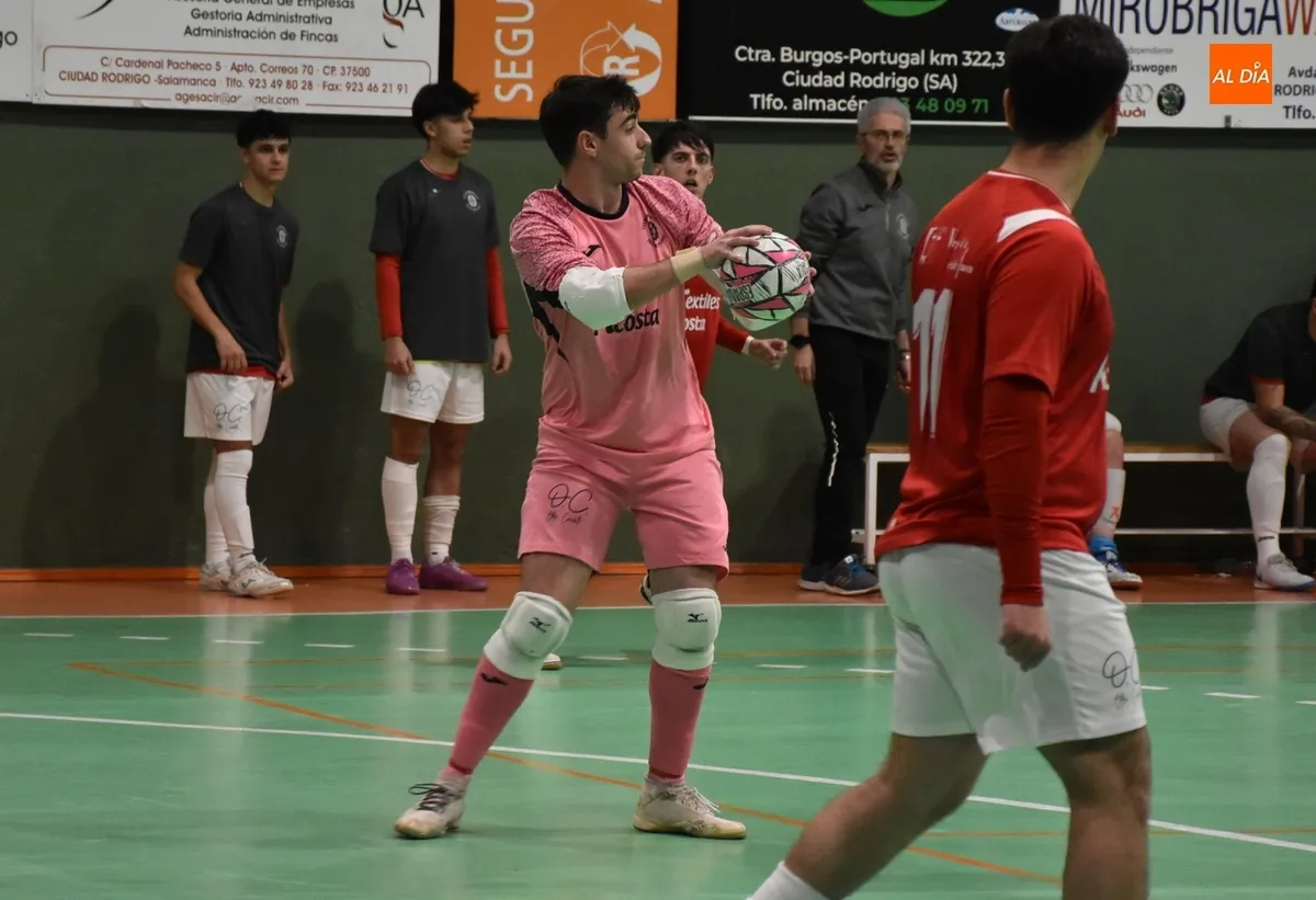 Foto 4 - Ins&oacute;lito 0-0 entre el III Senior y el FS Salamanca B tras un intens&iacute;simo partido
