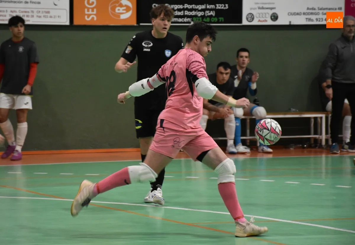 Foto 8 - Ins&oacute;lito 0-0 entre el III Senior y el FS Salamanca B tras un intens&iacute;simo partido