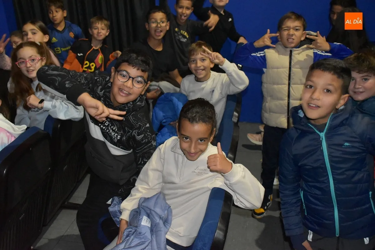 Foto 4 - Cerca de 400 escolares de Primaria abren las sesiones de EDUCAFICCI-ON en el Cine Juventud