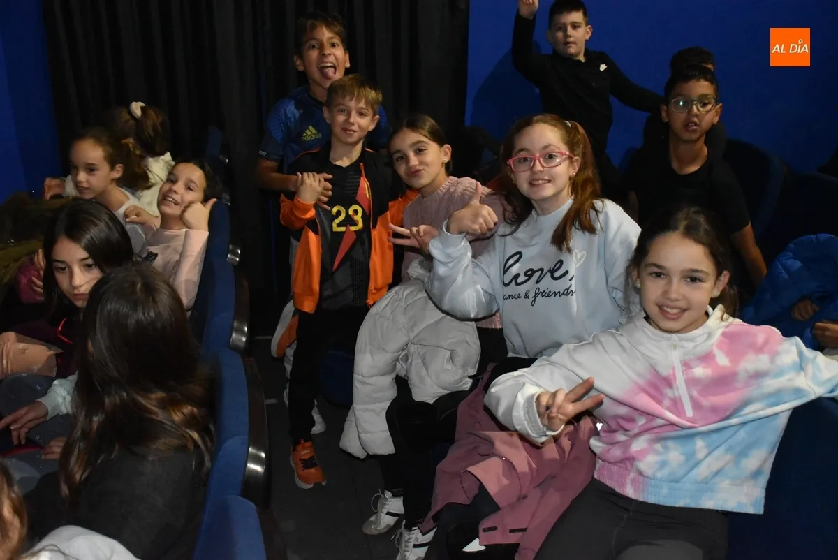 Foto 5 - Cerca de 400 escolares de Primaria abren las sesiones de EDUCAFICCI-ON en el Cine Juventud