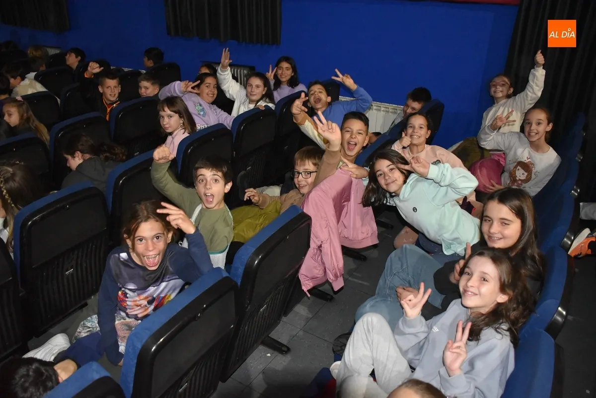 Foto 7 - Cerca de 400 escolares de Primaria abren las sesiones de EDUCAFICCI-ON en el Cine Juventud